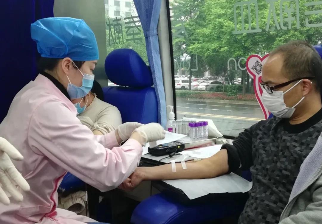 爱心献血，温暖中国，米兰官方站app网站-米兰(中国)
在行动！